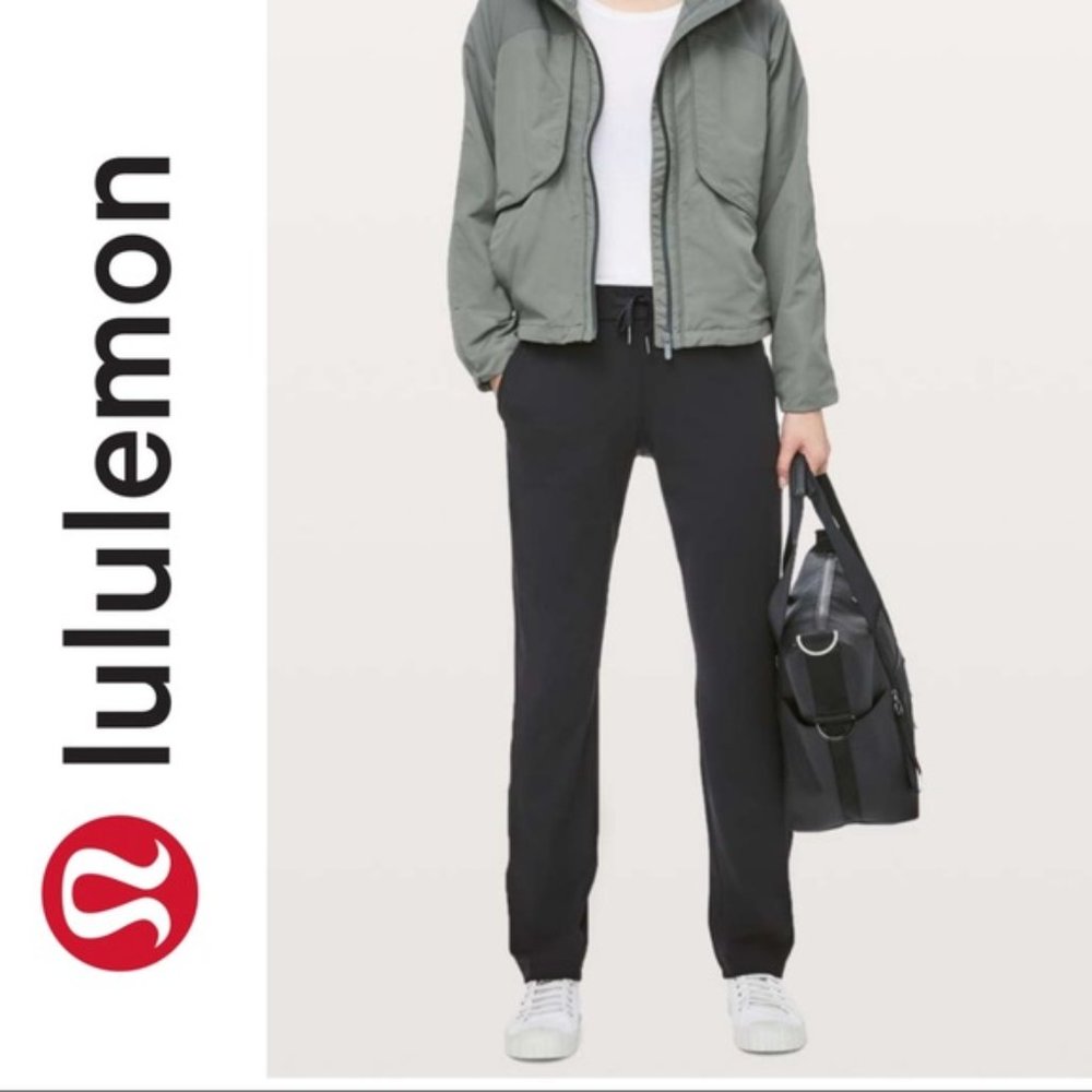 Black Size 6 Lululemon On the Fly 31" pant
